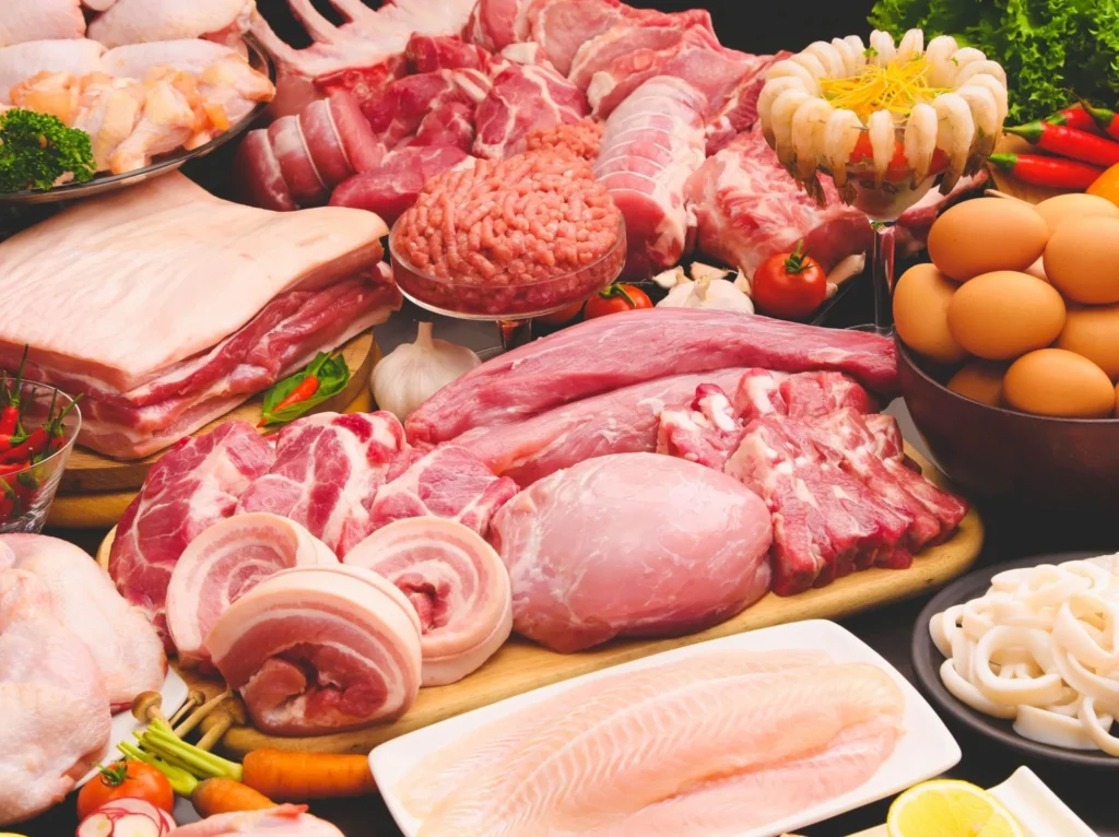 Selección de cortes de carne premium de ganadería local